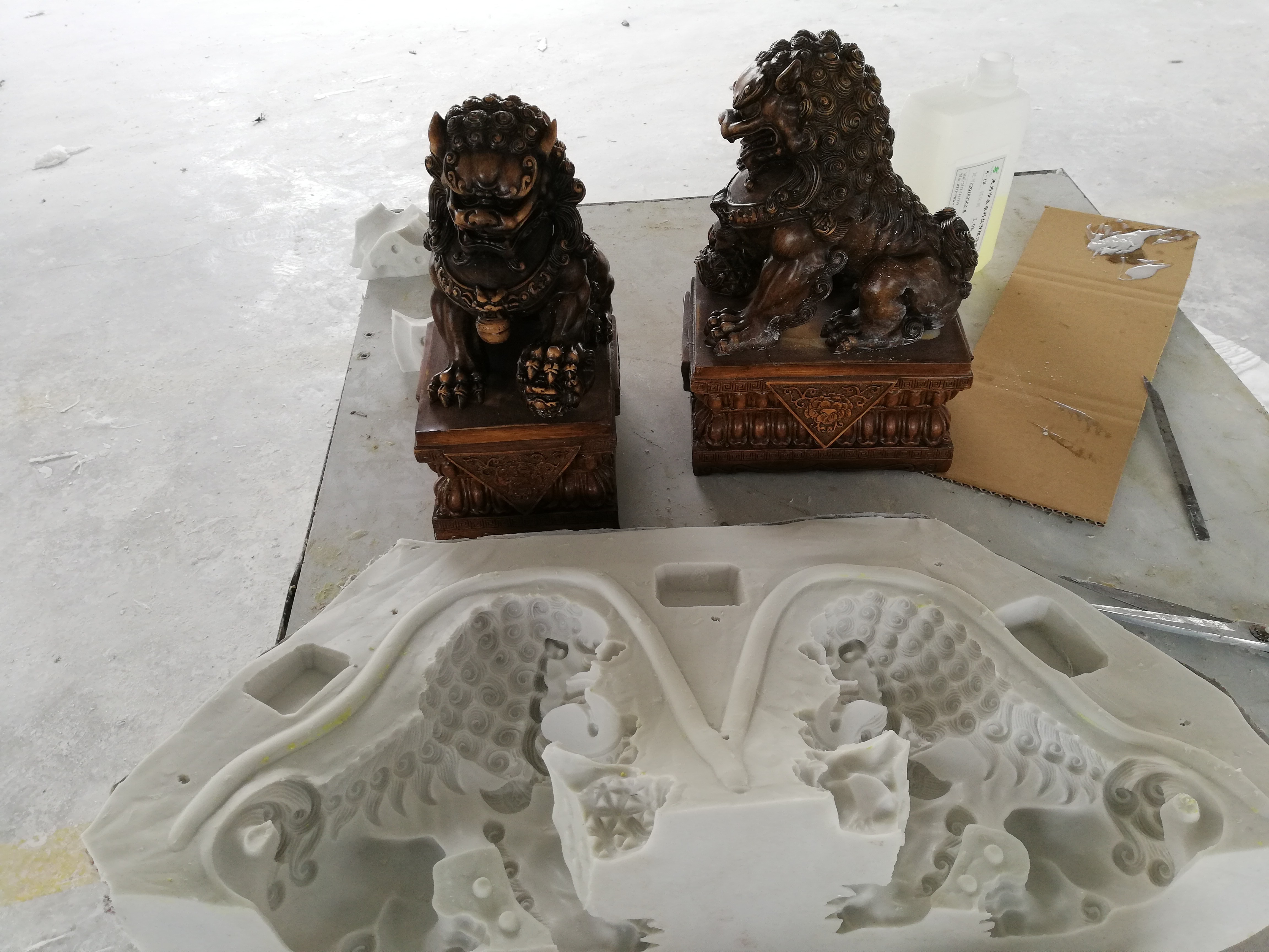 模具硅膠翻模樹(shù)脂工藝品出現(xiàn)燒模情況怎么辦 ？