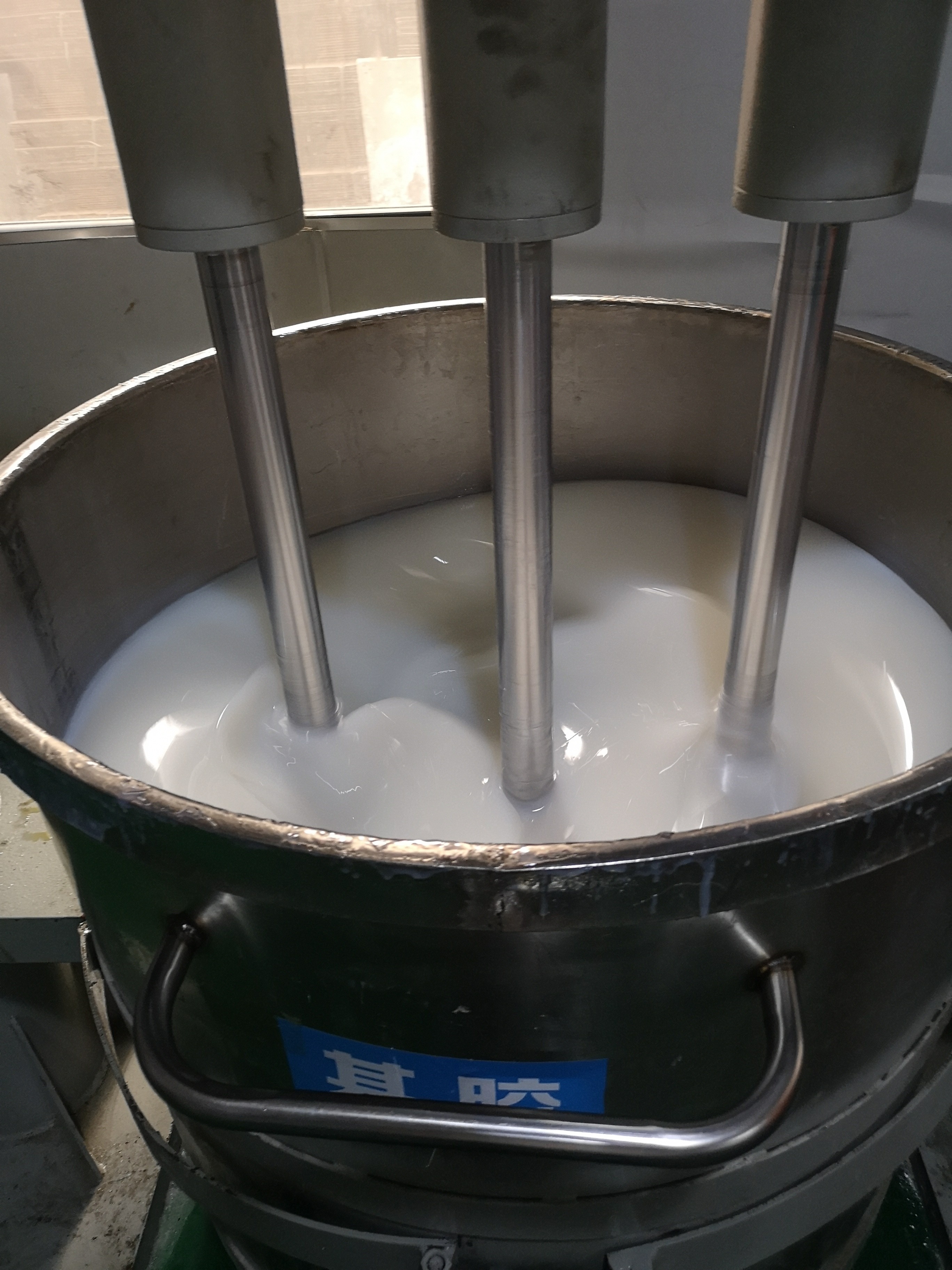 液體硅膠跟固化劑沒有攪拌均勻會(huì)有什么情況 ？