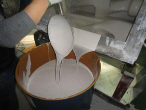 耐低溫模具硅膠能耐低溫多少度？